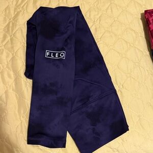 Fleo Deep Purple Activewear Leggings